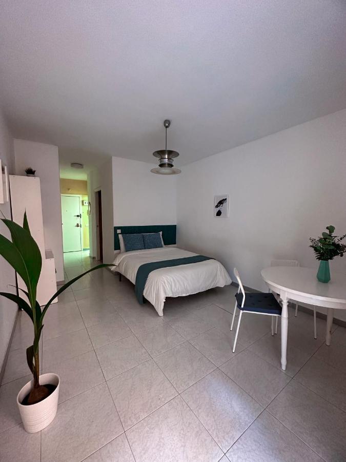Wonderful Apt With Terrace - 15M Walk Giralda Севиля Екстериор снимка