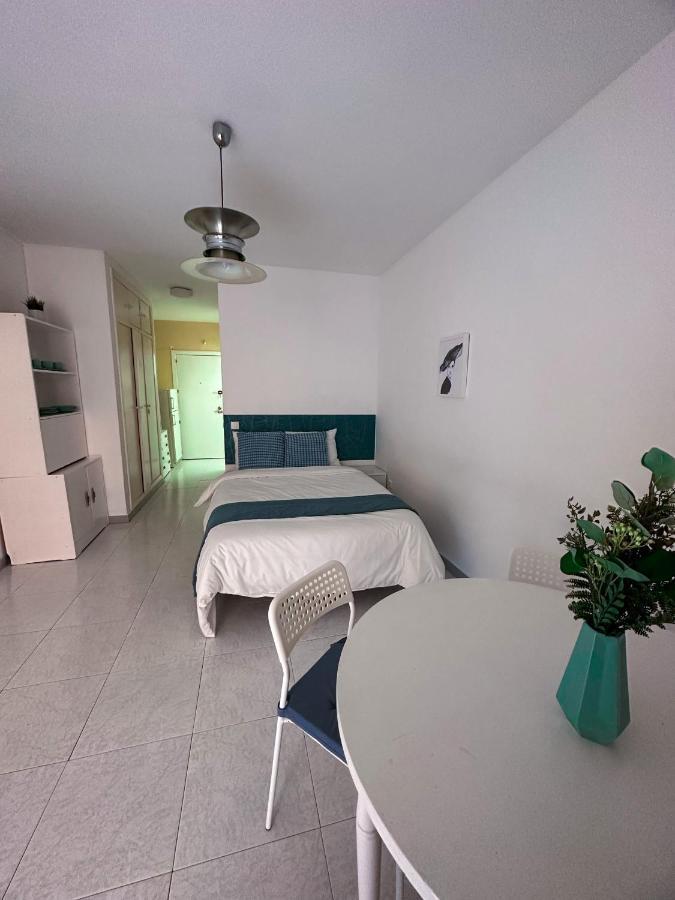 Wonderful Apt With Terrace - 15M Walk Giralda Севиля Екстериор снимка